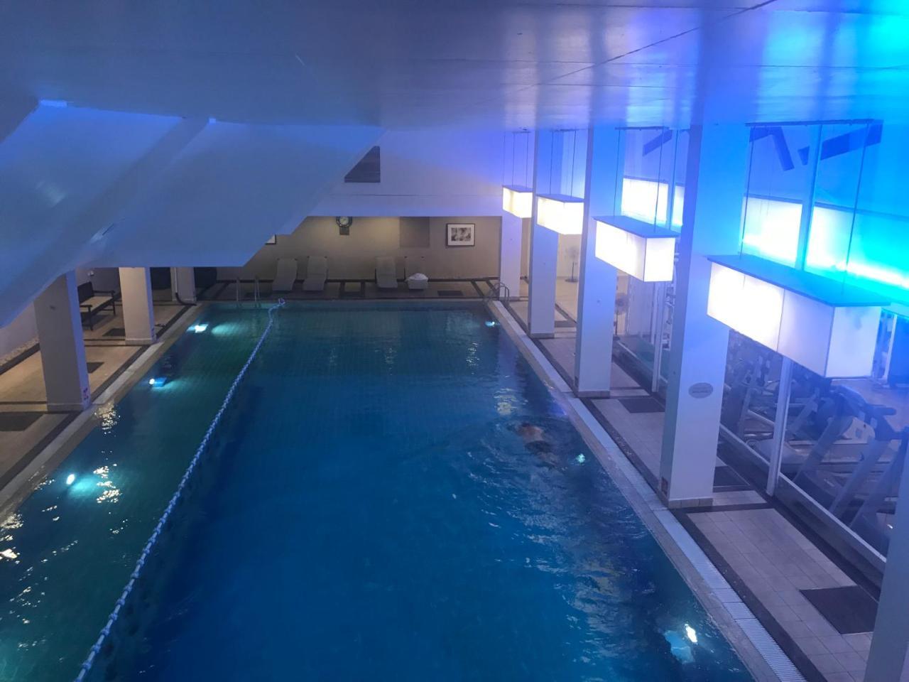 Beach Apartment- Breathtaking Views With Bomb Shelter Herzliya Bagian luar foto